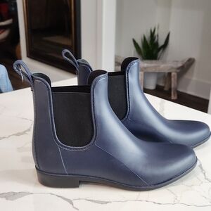 Sam Edelman Tinsley Navy Blue Matte Chelsea Ankle Rain Boots SIZE 9 NWOT